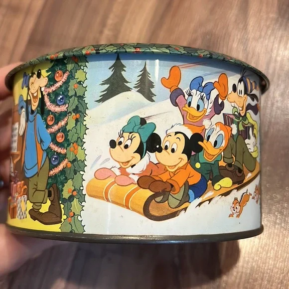 Vintage Merry Christmas Disney Mickey Mouse and Friends Candy Tin England - Picture 4 of 7